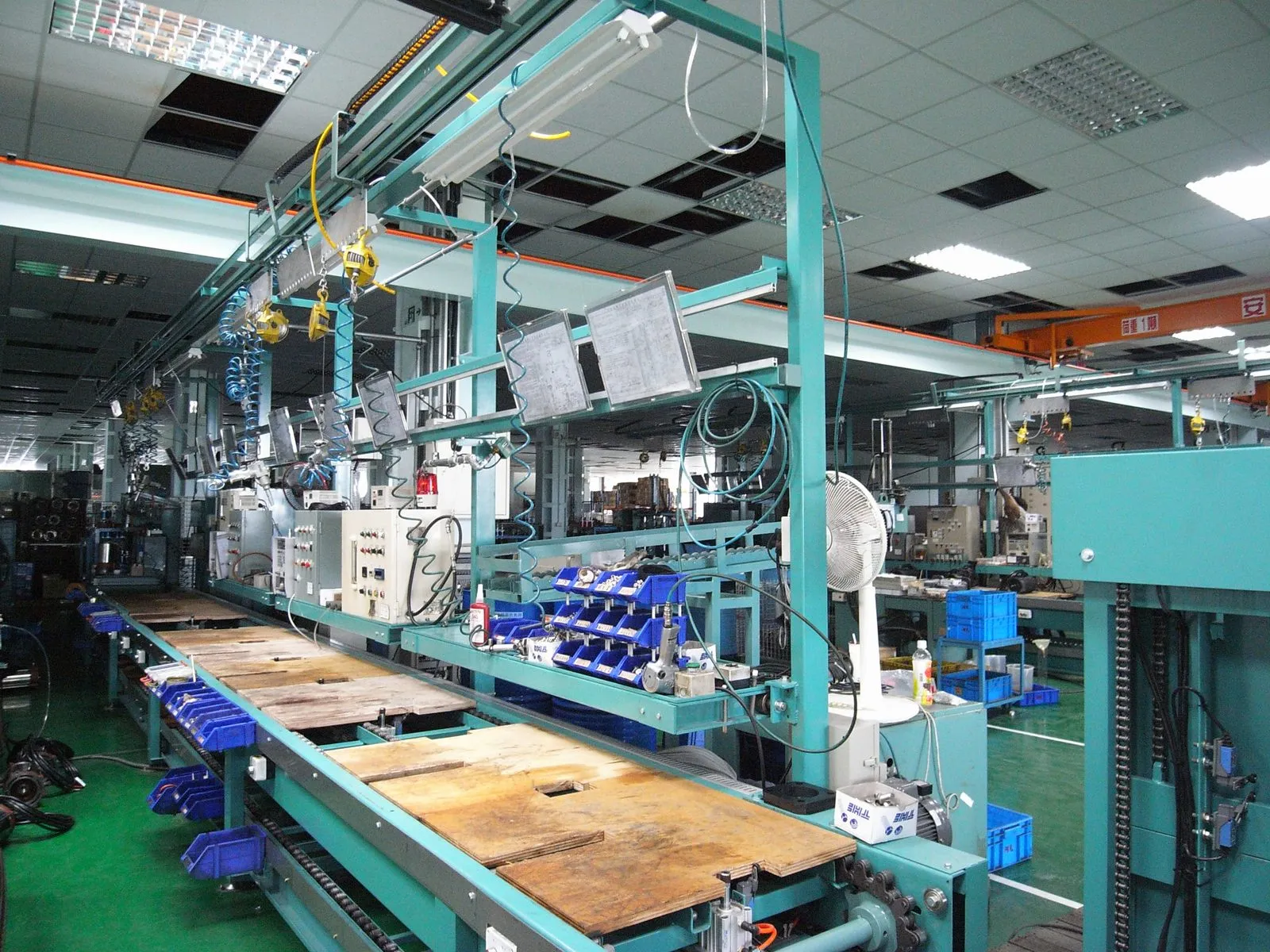 Assembly Line Conveyor